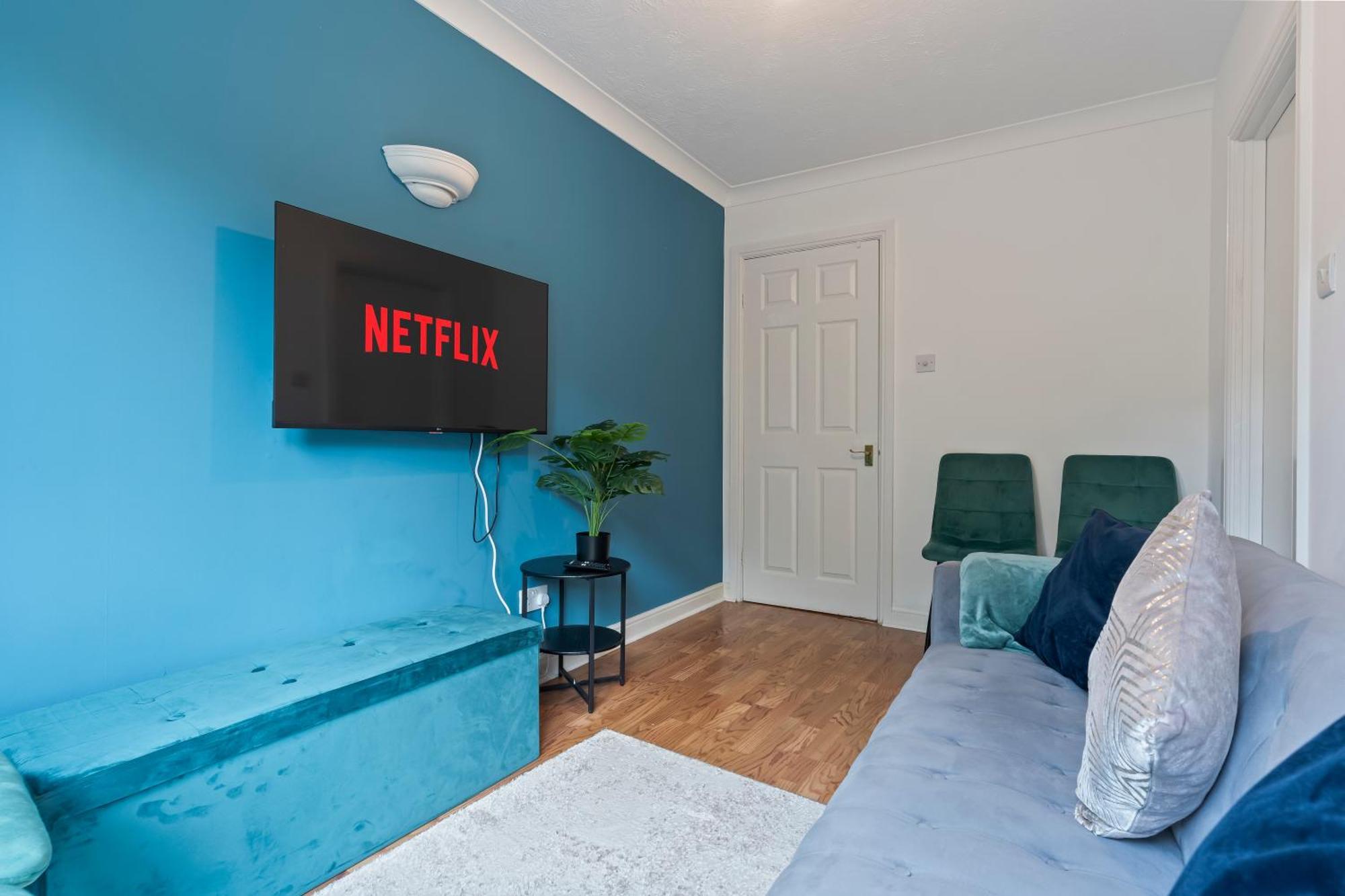 Lovely 4Br House In The City With Parking London Eksteriør billede