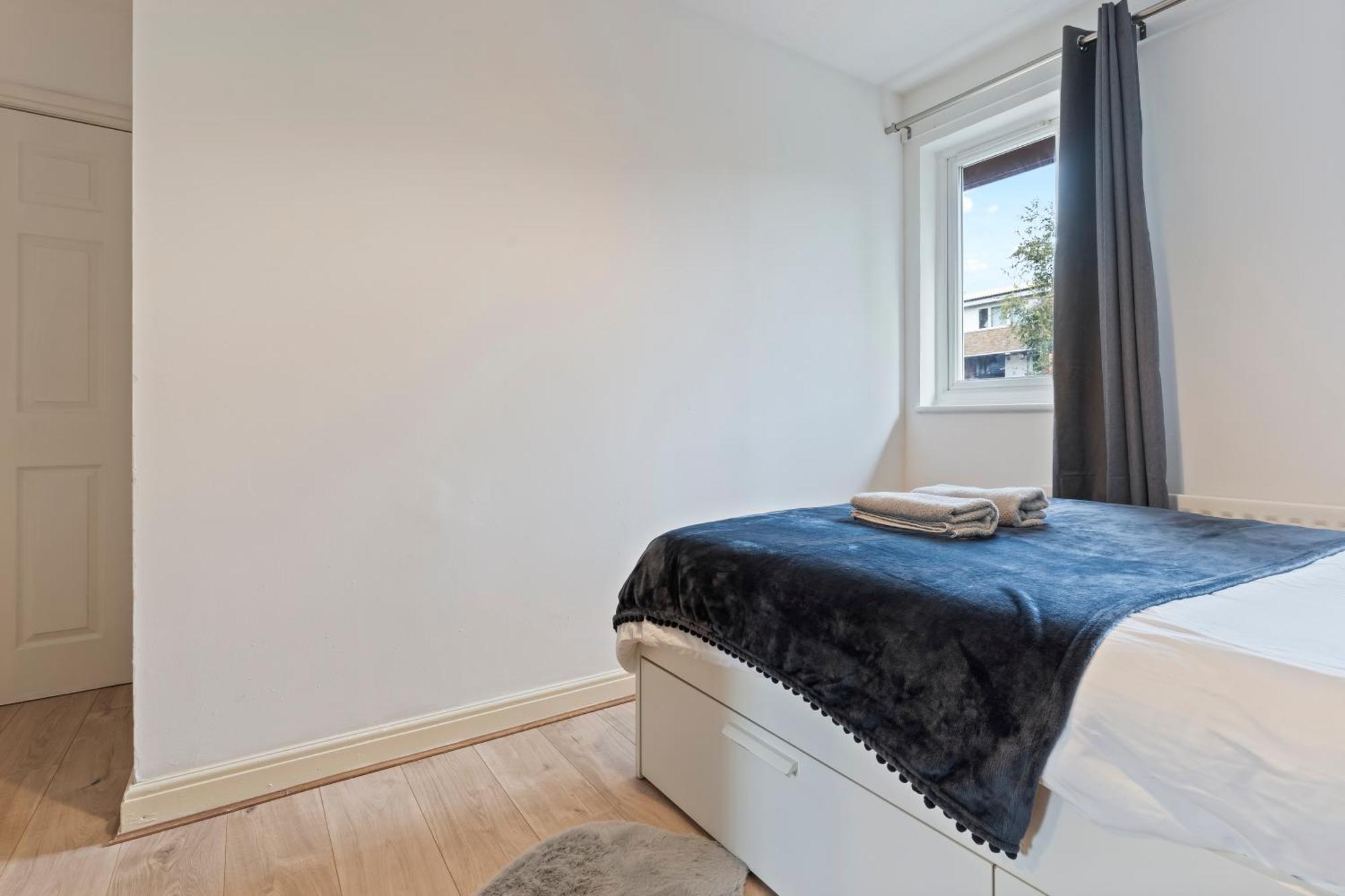 Lovely 4Br House In The City With Parking London Eksteriør billede